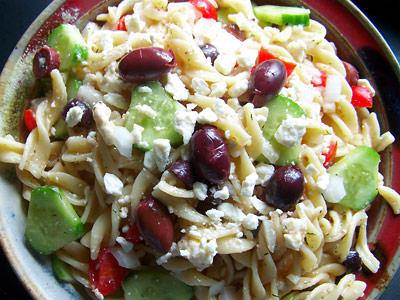 griechischer Nudelsalat